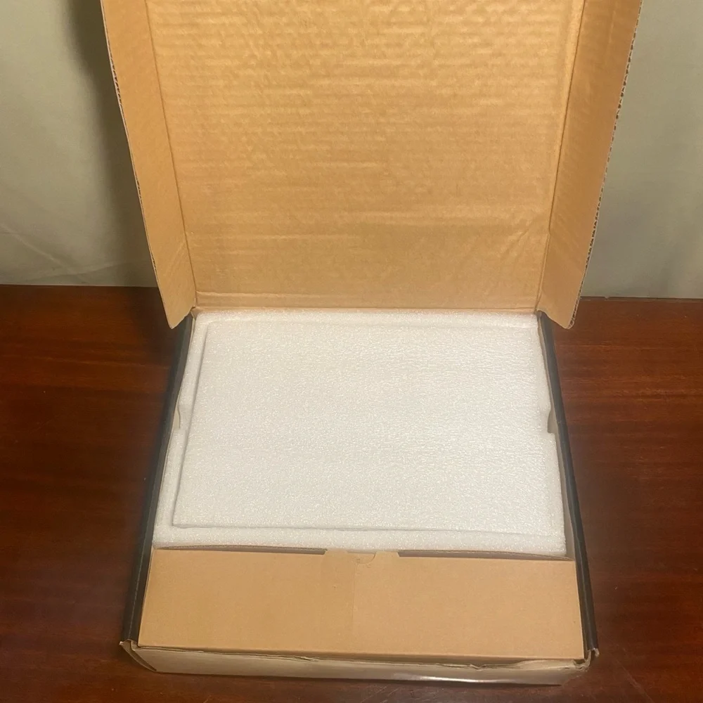 Cyberhome Portable DVD Player CH-LVD1010A All Complete MP3s 10’LCD screen New - Picture 12 of 15